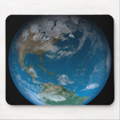 北と南アメリカをフィーチャーしたフルアース。 マウスパッド (正面)
