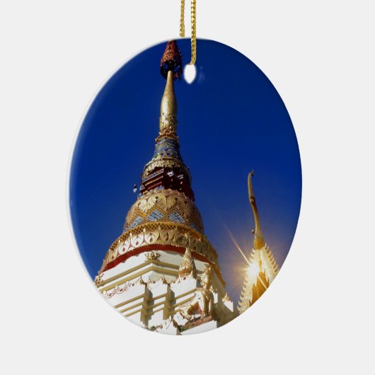 北のタイの仏教寺院の塔 セラミックオーナメント (右)
