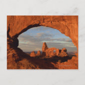 北の窓から見えるタレットアーチ、アーチ ポストカード (正面)