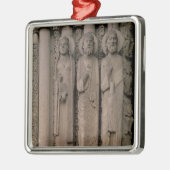 北の銃眼oからの旧約聖書の姿、 メタルオーナメント (左)