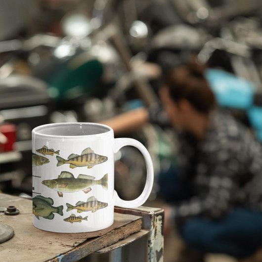 北の魚の湖かわいい釣り人パーソナライズされた コーヒーマグカップ