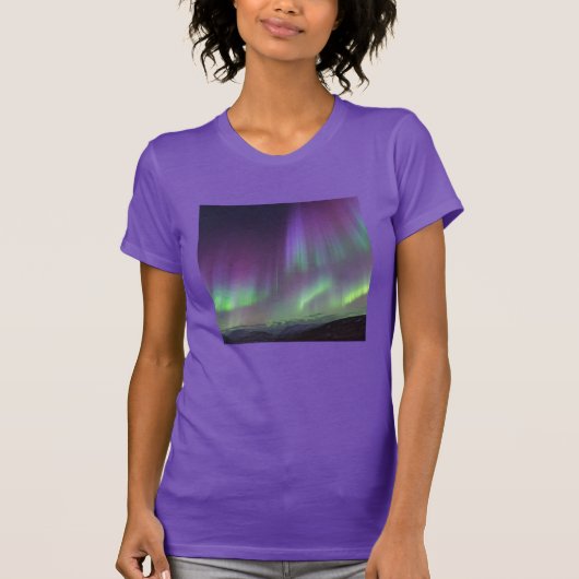 北アイスランドのオーロラ Tシャツ (正面)
