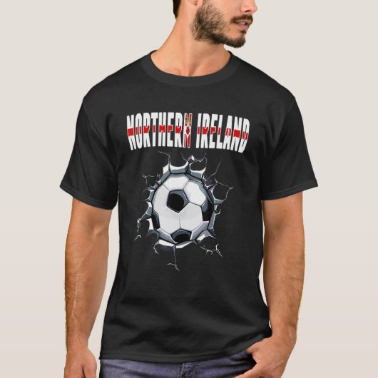 北アイルランドのサッカーファン – サッカーのひび割れ Tシャツ (正面)