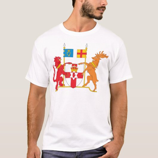 北アイルランドの紋章付き外衣 Tシャツ (正面)
