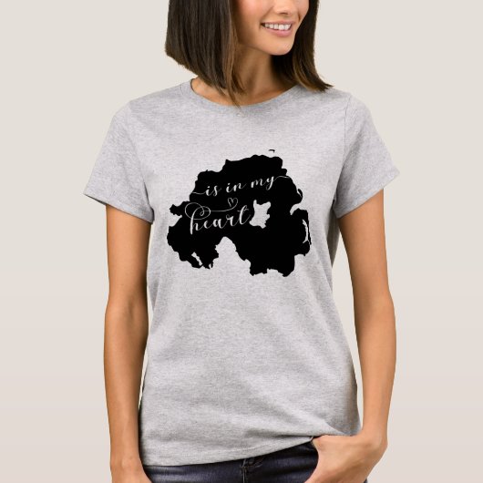 北アイルランドはハート Tシャツ (正面)