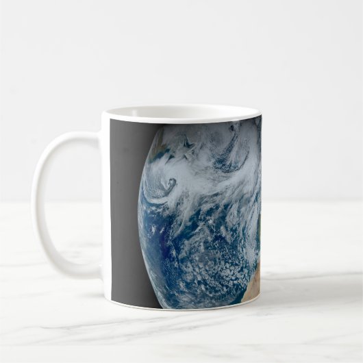 北アフリカと南西ヨーロッパを示す地球 コーヒーマグカップ (左)
