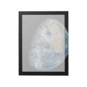 北アフリカと南西ヨーロッパを示す地球 ノートパッド (回転)