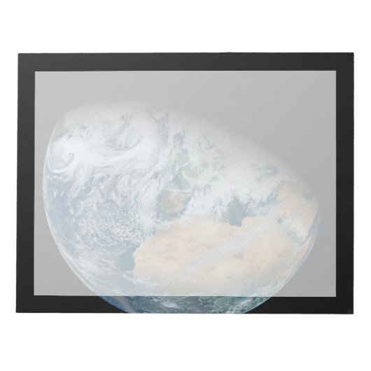 北アフリカと南西ヨーロッパを示す地球 ノートパッド (正面)