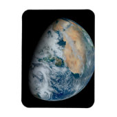 北アフリカと南西ヨーロッパを示す地球 マグネット (縦)