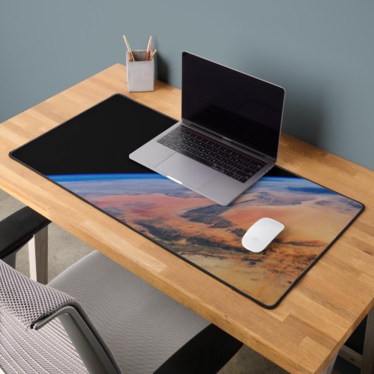 北アフリカと広大なリビア砂漠。 デスクマット (オフィス2)