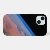 北アフリカと広大なリビア砂漠。 iPhone 15ケース (裏面横)