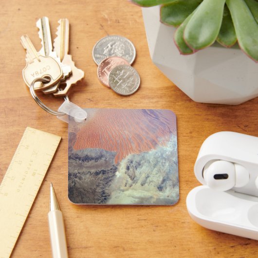 北アフリカのアルジェリアのサハラ砂漠。 キーホルダー (デスク)