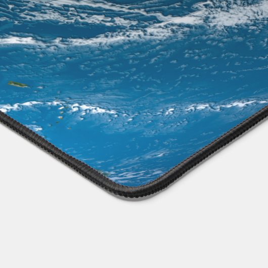 北アメリカ上空の模擬雲を持つ全地球 デスクマット (コーナー)