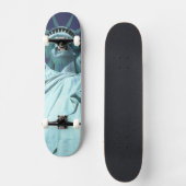 北アメリカ、米国、ニューヨーク、ニューヨークシティ。 7 スケートボード (正面)