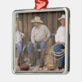 北アメリカ、米国。 リラックスしているカウボーイ メタルオーナメント (左)