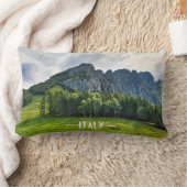 北イタリアの松のある山林 ランバークッション (ブランケット)