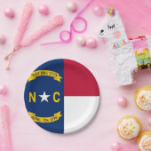 北カロライナ州旗を持つ愛国的な紙プレート ペーパープレート (パーティー)