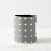 – 北パーソナライズされたスタイルホワイトプラスシンボルや象徴 ツートーンマグカップ (中央)