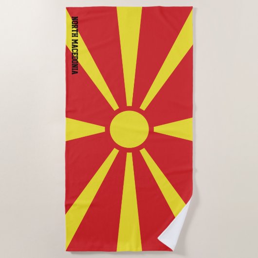 北マケドニア国旗の素晴らしい愛国心 ビーチタオル (正面)