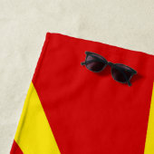 北マケドニア国旗 ビーチタオル (インサイチュ)