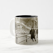 北リンカーンパークシカゴW. OF MENOMINEE 1890'S ツートーンマグカップ (正面左)