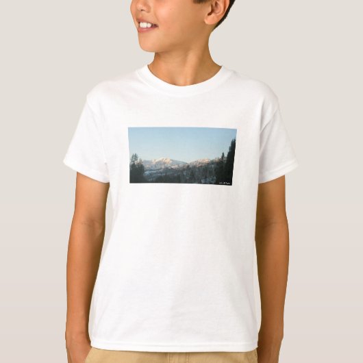 北ロッキー山脈の森 Tシャツ (正面)