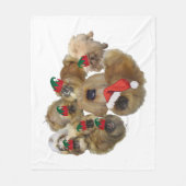 北京犬クリスマスグループ フリースブランケット (正面)