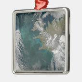 北大西洋開花の植物プランクトン海 メタルオーナメント (左)