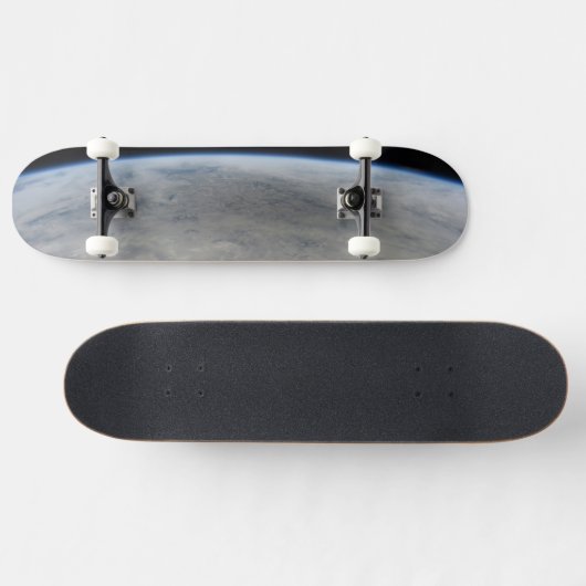 北太平洋に注がれた月の影。 スケートボード (横)