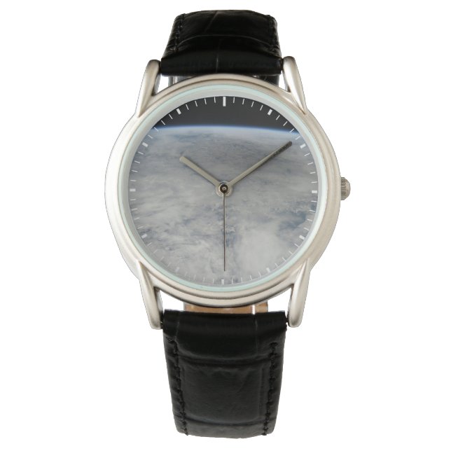 北太平洋に注がれた月の影。 腕時計 (正面)