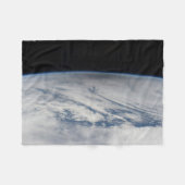 北太平洋に注がれた月の影。2 フリースブランケット (正面(横))