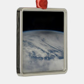 北太平洋に注がれた月の影。2 メタルオーナメント (右)