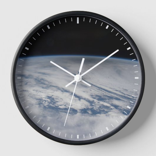 北太平洋に注がれた月の影。2 壁時計 (正面)