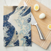 北斎素晴らしによる神奈川の波 キッチンタオル (四つ折り)