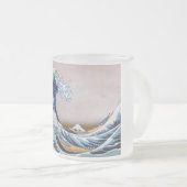 北斎素晴らしによる神奈川日本沖の津波 フロストグラスマグカップ (正面右)