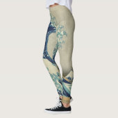 北斎素晴らしによる神奈川沖の波 レギンス (左)