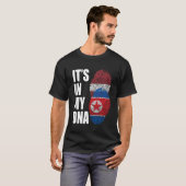 北朝鮮とラトビアのミックスDNA伝統国旗 Tシャツ (正面フル)