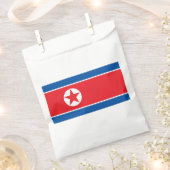 北朝鮮の旗 フェイバーバッグ (クリップ留めされた状態)