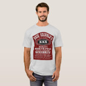 北極の蒸留酒製造所のおもしろいなクリスマスのTシャツ Tシャツ (正面フル)