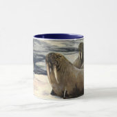 北極の雪の中のセイウチ、ビンテージの海洋動物 マグカップ (中央)