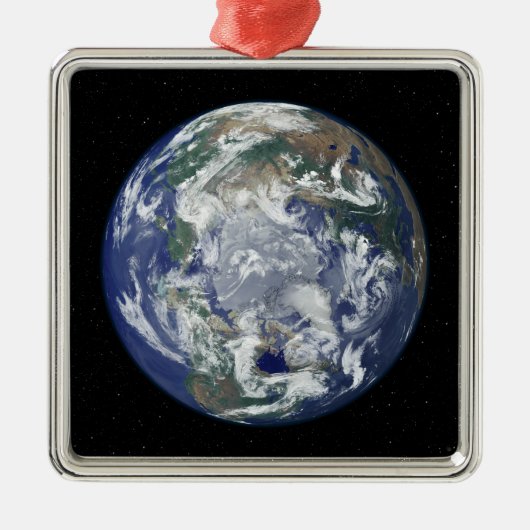 北極を中心とした完全に照らされた地球 メタルオーナメント (正面)