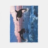 北極圏のシャチ海 フリースブランケット (正面)