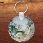 北極圏、ヨーロッパ、アジアを示す地球。 キーホルダー (裏面)