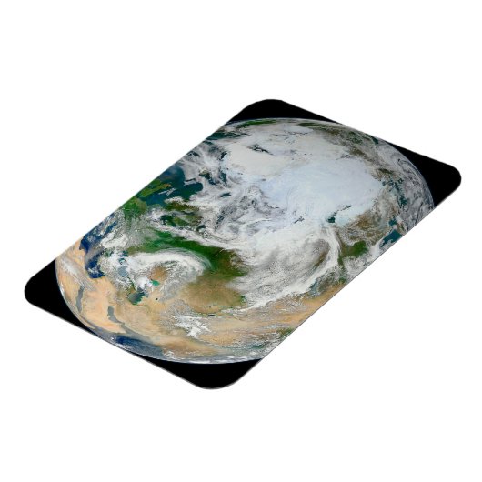 北極圏、ヨーロッパ、アジアを示す地球。 マグネット (左側)