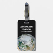 北極圏、ヨーロッパ、アジアを示す地球。 ラゲッジタグ (裏面縦)