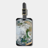 北極圏、ヨーロッパ、アジアを示す地球。 ラゲッジタグ (正面縦)