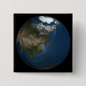 北極海氷を持つアジアの世界観 缶バッジ (正面)