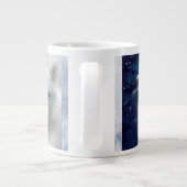 北極狼の雪の三位一体の巨大コーヒーマグ ジャンボコーヒーマグカップ (裏面)