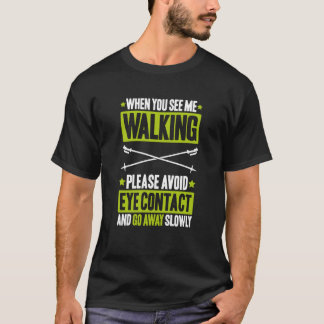 北欧ウォーカー回避連絡眼歩く Tシャツ