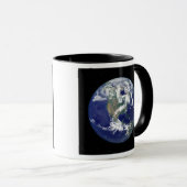 北米を中心とした完全に照らされた地球 マグカップ (正面右)